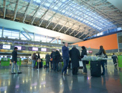 С первого января МИД прекращает оформлять визы в аэропортах