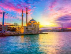 Турция запускает чартерные рейсы для туристов