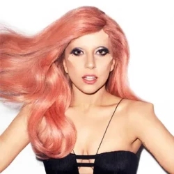 Lady Gaga погружается в свои образы и верит что она не человек Lady Gaga погружается в свои образы и верит что она не человек