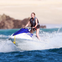 Камерон Диаз в бикини Камерон Диаз в бикини