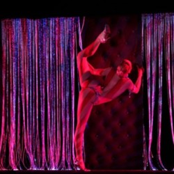 Crazy Horse кабаре Crazy Horse кабаре