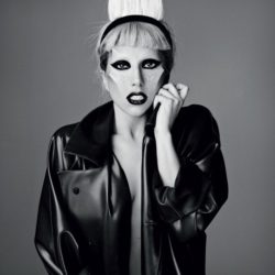 Lady Gaga в весеннем номере i-D Lady Gaga в весеннем номере i-D