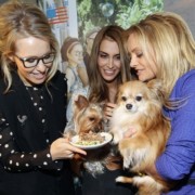 Ксения Собчак плотно занялась собаками Ксения Собчак плотно занялась собаками