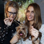 Ксения Собчак плотно занялась собаками Ксения Собчак плотно занялась собаками